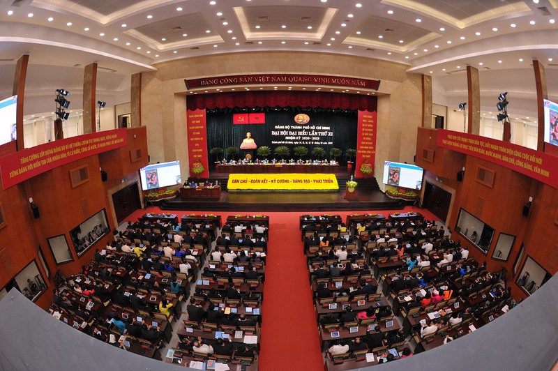 Đại hội Đảng bộ TP.HCM lần thứ XI tham luận về kinh tế -xã hội 